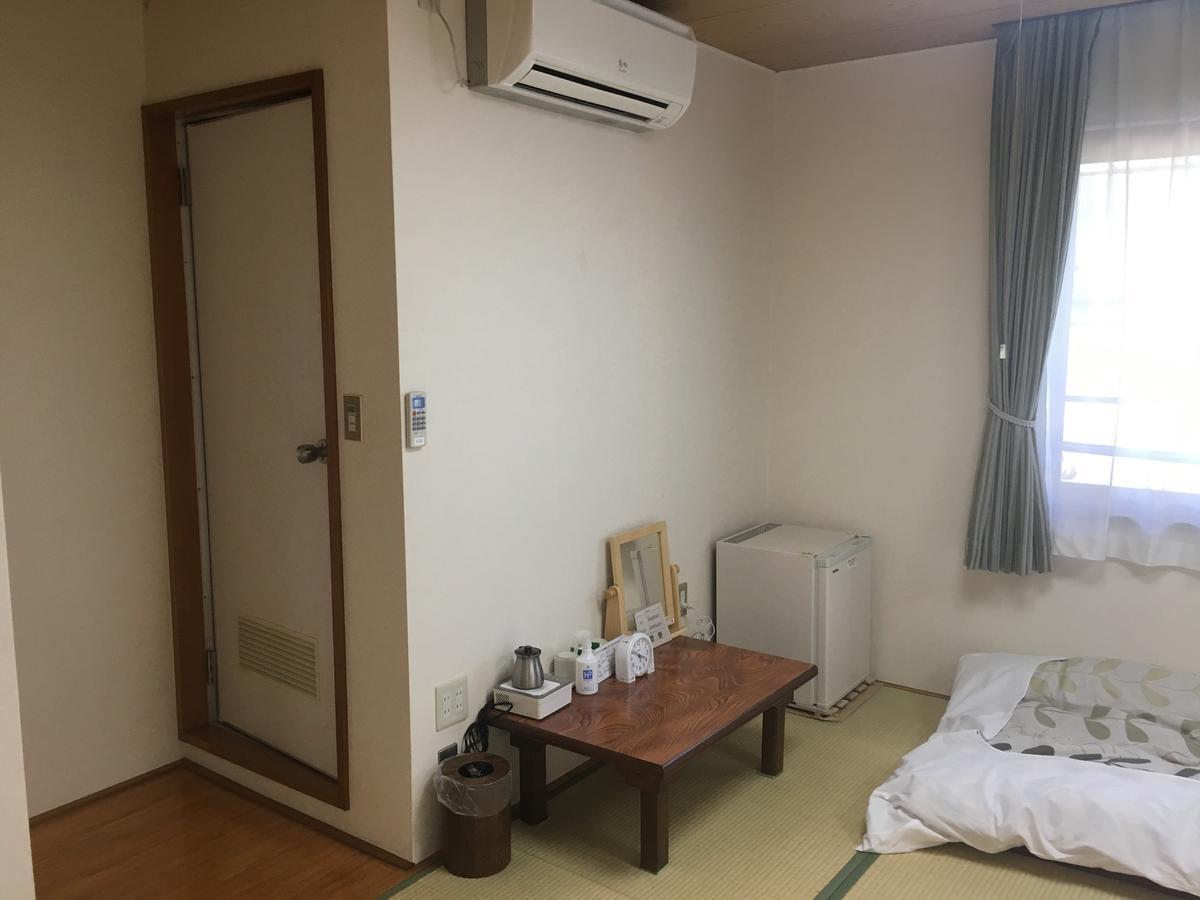 兼仓商务酒店 御殿场市 外观 照片
